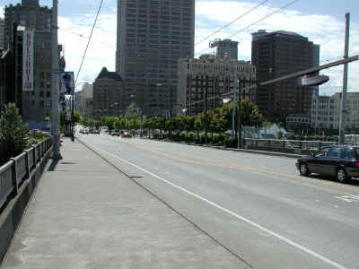 Seattle's Pine Street bridge - 160KB